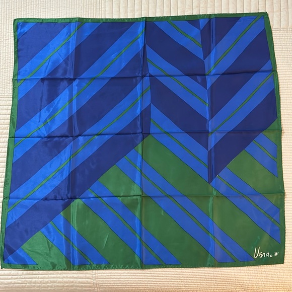 VTG Vera Neumann Scarf. - Picture 1 of 2